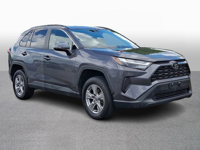 Used 2024 Toyota RAV4 XLE AWD/4WD image 3