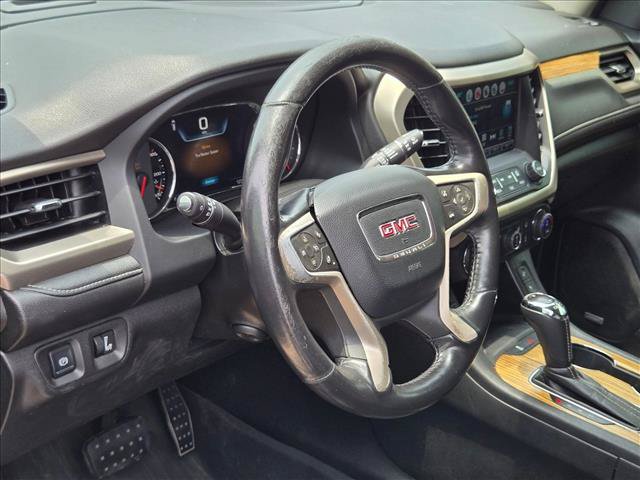 Used 2017 GMC Acadia Denali AWD/4WD image 10