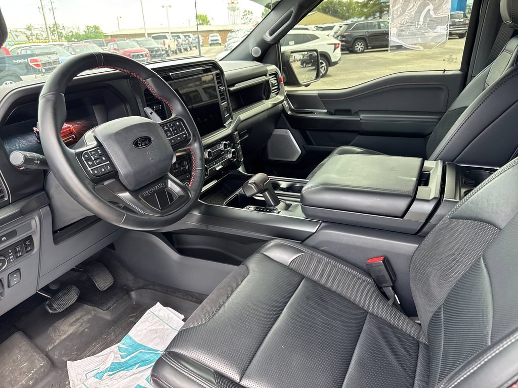 Used 2025 Ford F150 Raptor AWD/4WD image 12