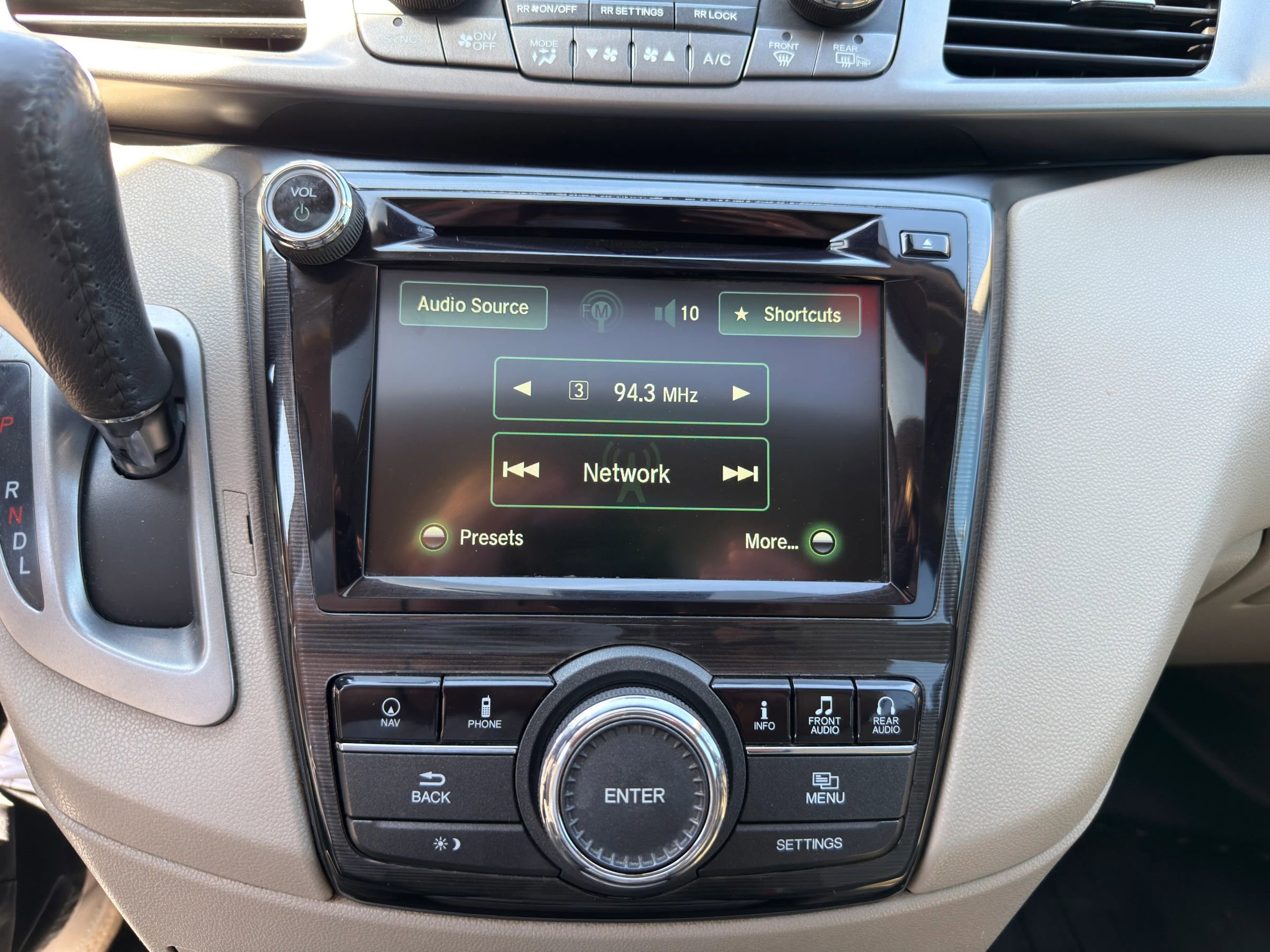 Used 2015 Honda Odyssey Touring image 16