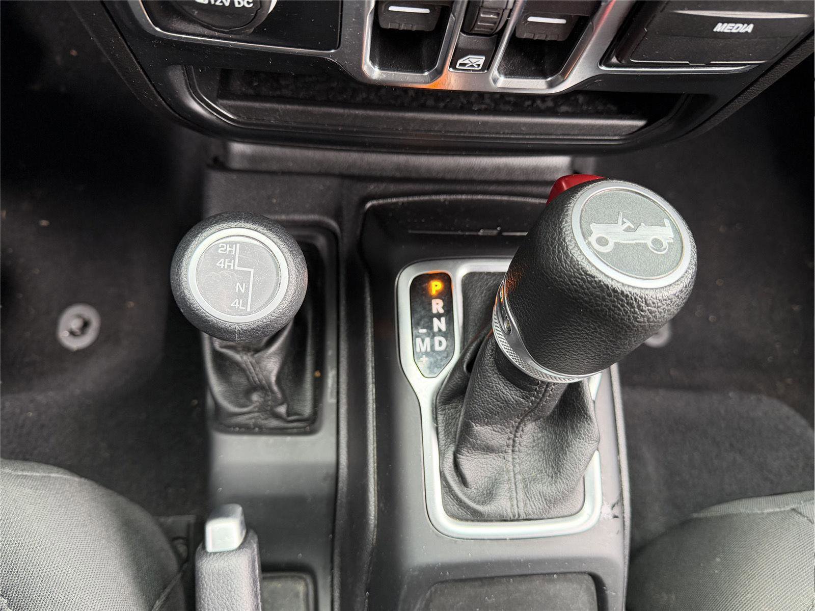 Used 2020 Jeep Wrangler Unlimited Sport S image 17