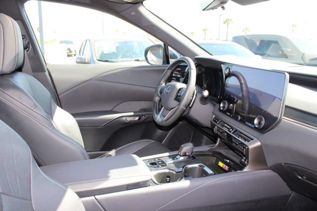 Certified 2024 Lexus RX 350 w/ Convenience Package AWD/4WD image 5