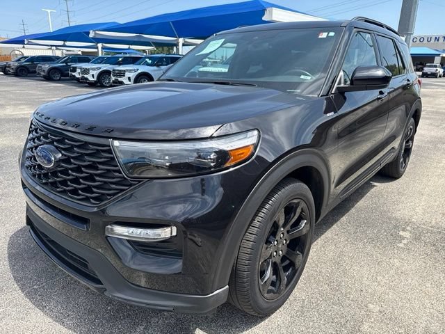 Used 2024 Ford Explorer ST-Line w/ Class IV Trailer Tow Package AWD/4WD image 1