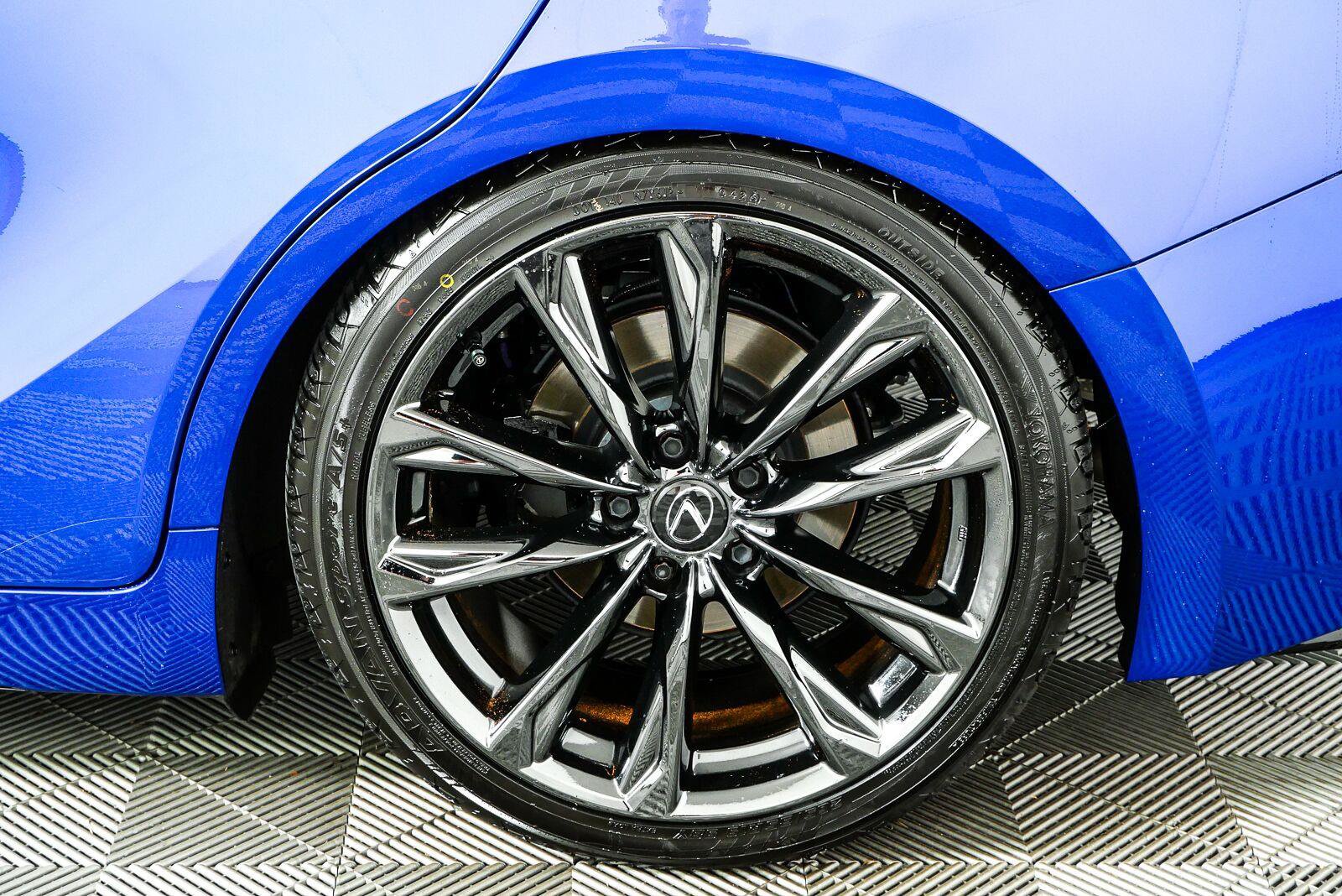 Used 2025 Lexus IS 350 F Sport RWD image 36