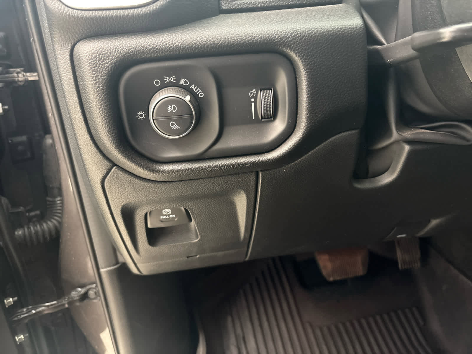 Used 2023 RAM 1500 Big Horn AWD/4WD image 13