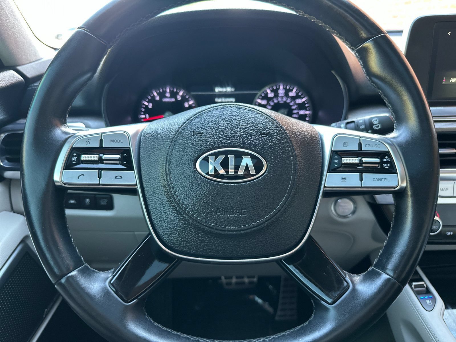 Used 2020 Kia Telluride SX w/ SX Prestige Package AWD/4WD image 31
