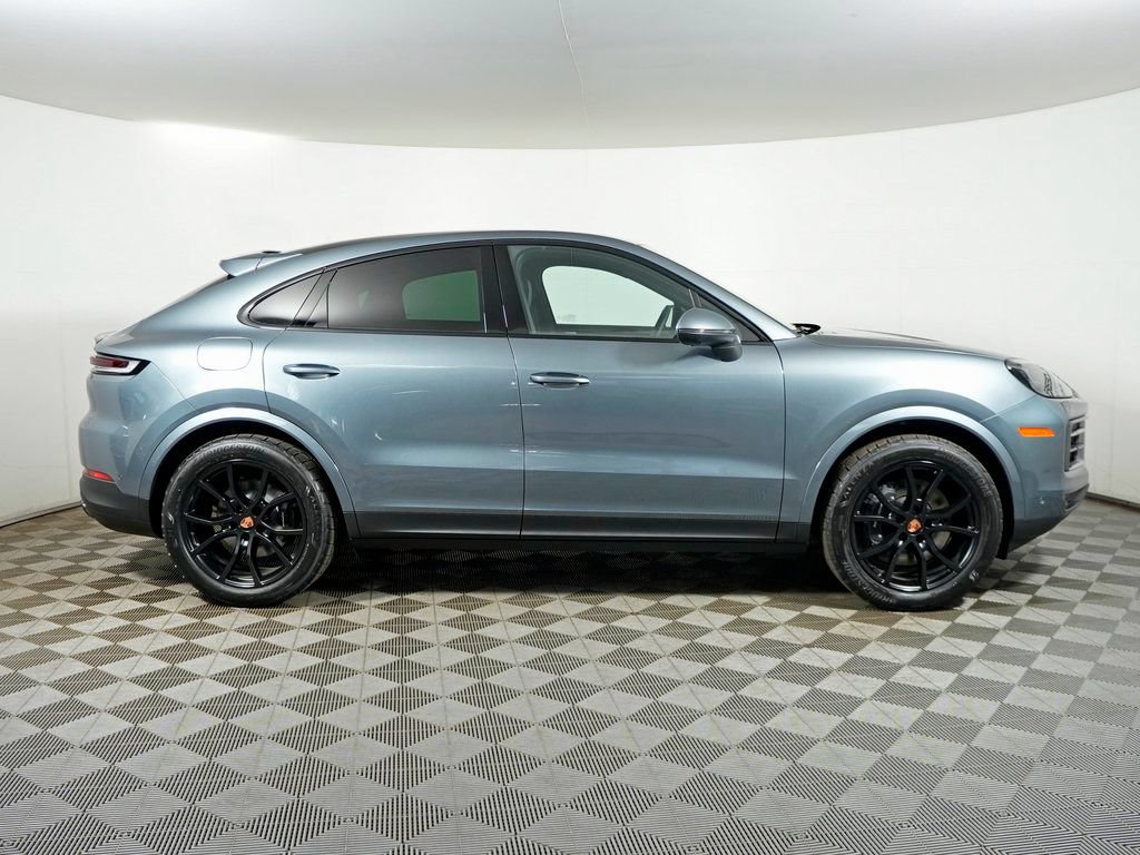 Certified 2026 Porsche Cayenne Coupe AWD/4WD image 8