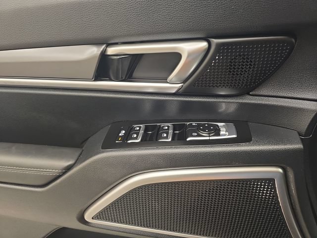 Used 2025 Kia Telluride S AWD/4WD image 36