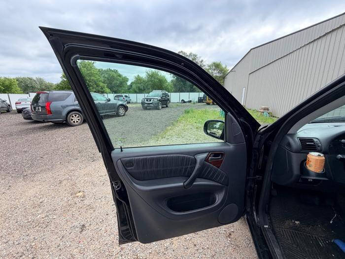 Used 2003 Mercedes-Benz ML 500 4MATIC image 22