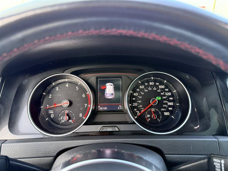 Used 2017 Volkswagen GTI SE FWD image 43