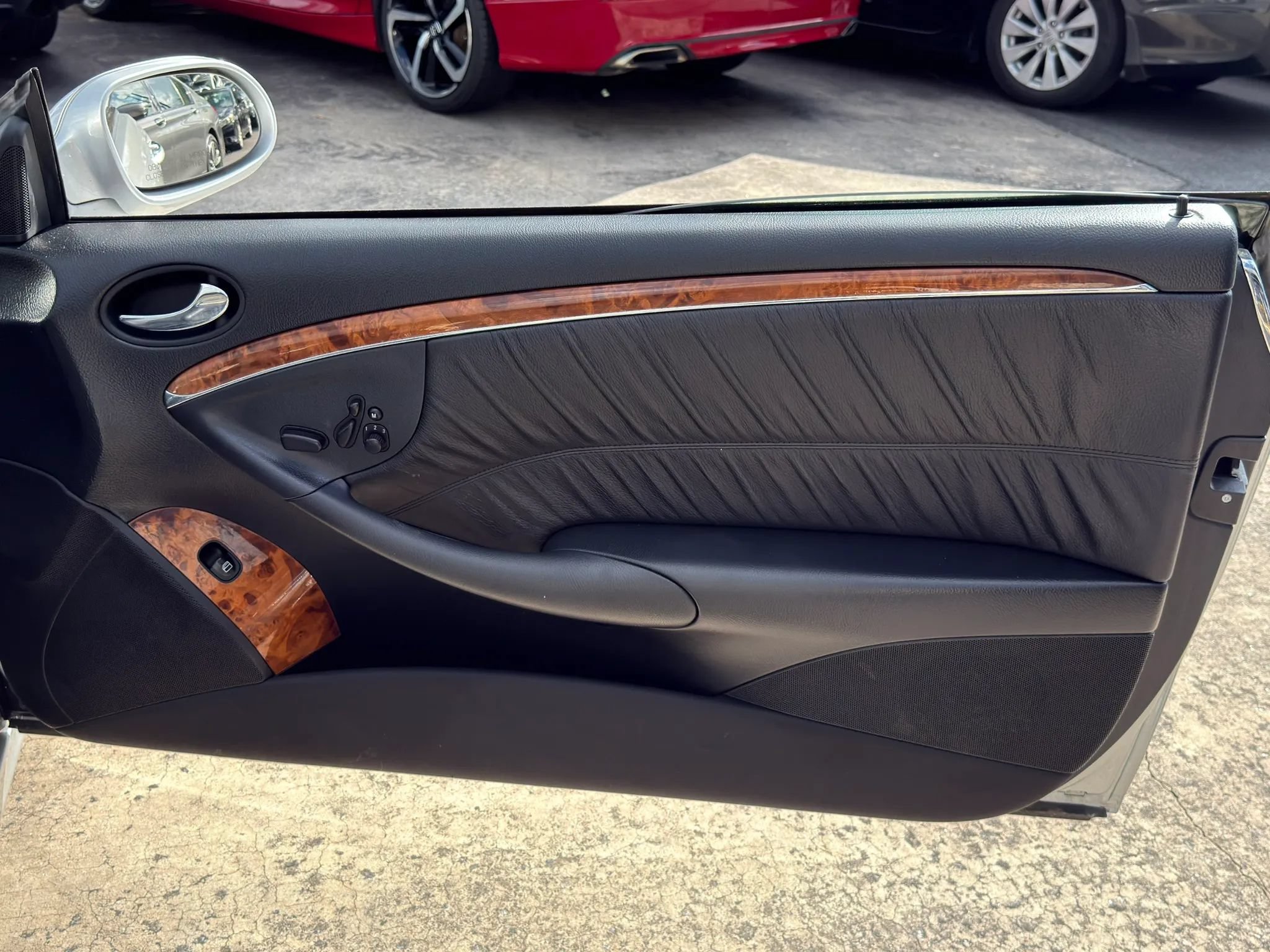 Used 2007 Mercedes-Benz CLK 350 Cabriolet image 22