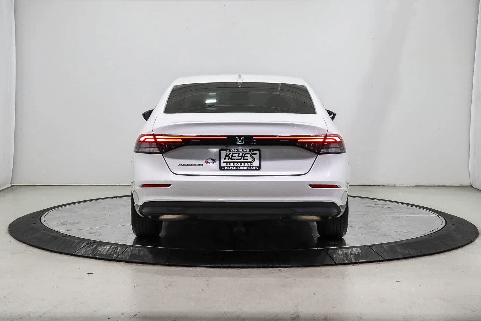 Used 2023 Honda Accord LX image 3