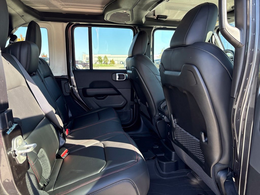 New 2027 Jeep Wrangler Unlimited Rubicon AWD/4WD image 23