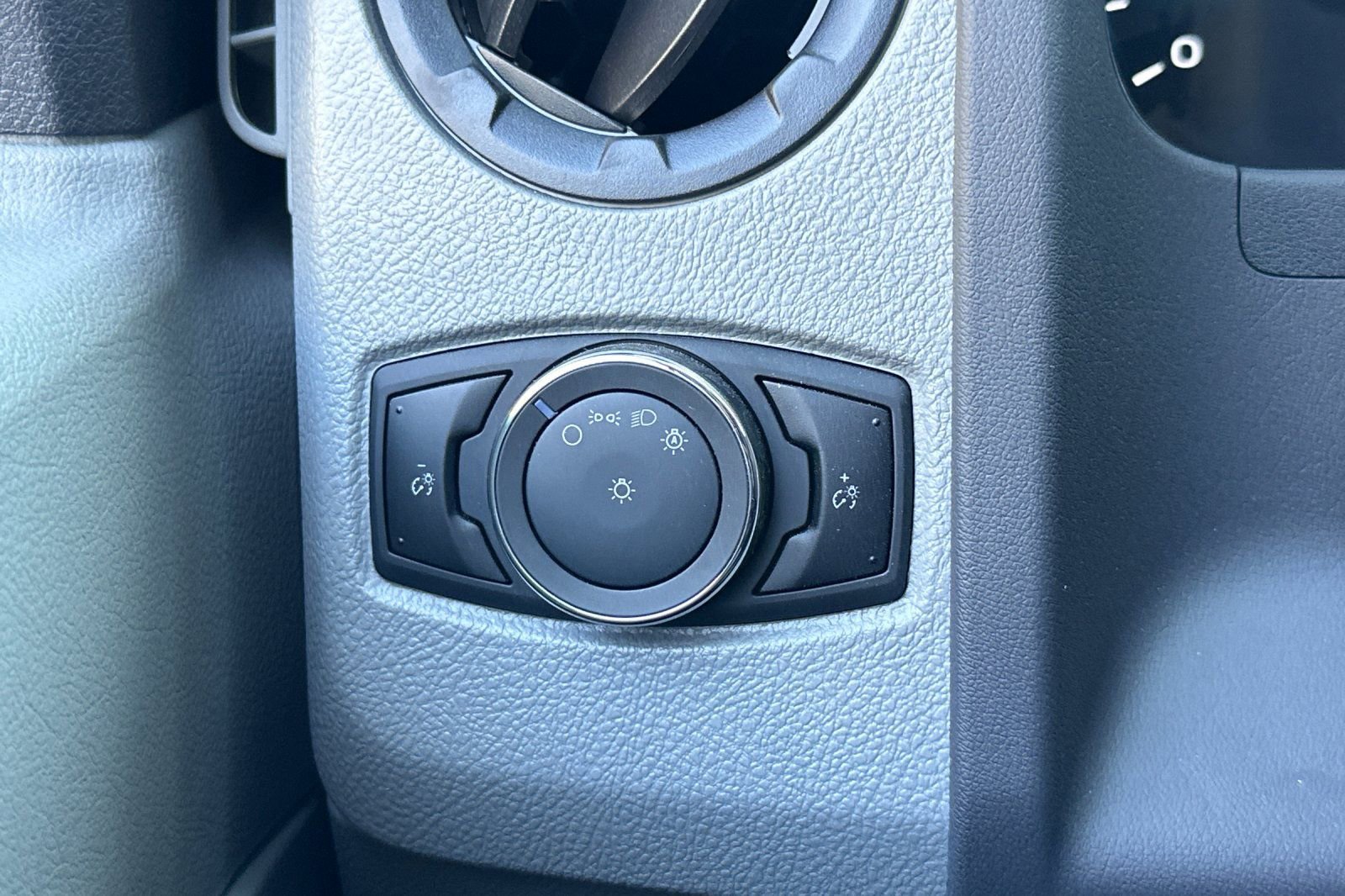 New 2025 Ford E-350 and Econoline 350 Super Duty w/ Power Equipment Group image 17