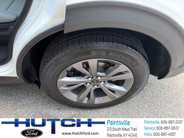 New 2026 Ford Explorer Active w/ Active Comfort Package AWD/4WD image 18