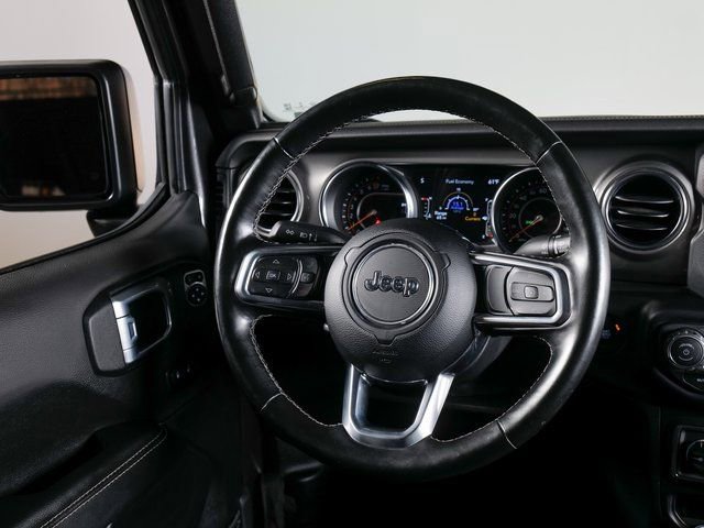 Used 2021 Jeep Gladiator Overland w/ Dual Top Group AWD/4WD image 12