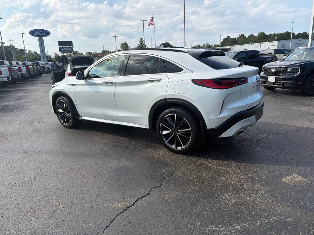 Used 2023 INFINITI QX55 Essential AWD/4WD image 5