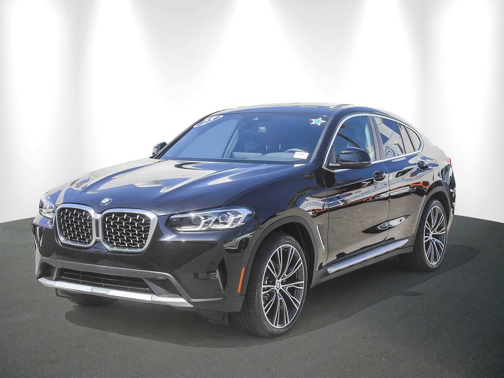 Certified 2025 BMW X4 xDrive30i w/ Convenience Package AWD/4WD image 3
