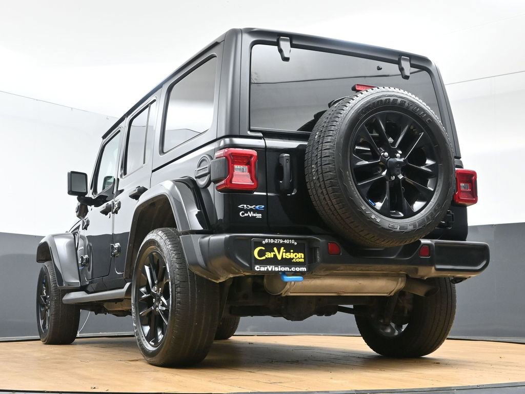Used 2023 Jeep Wrangler Unlimited Sahara w/ Cold Weather Group AWD/4WD image 50