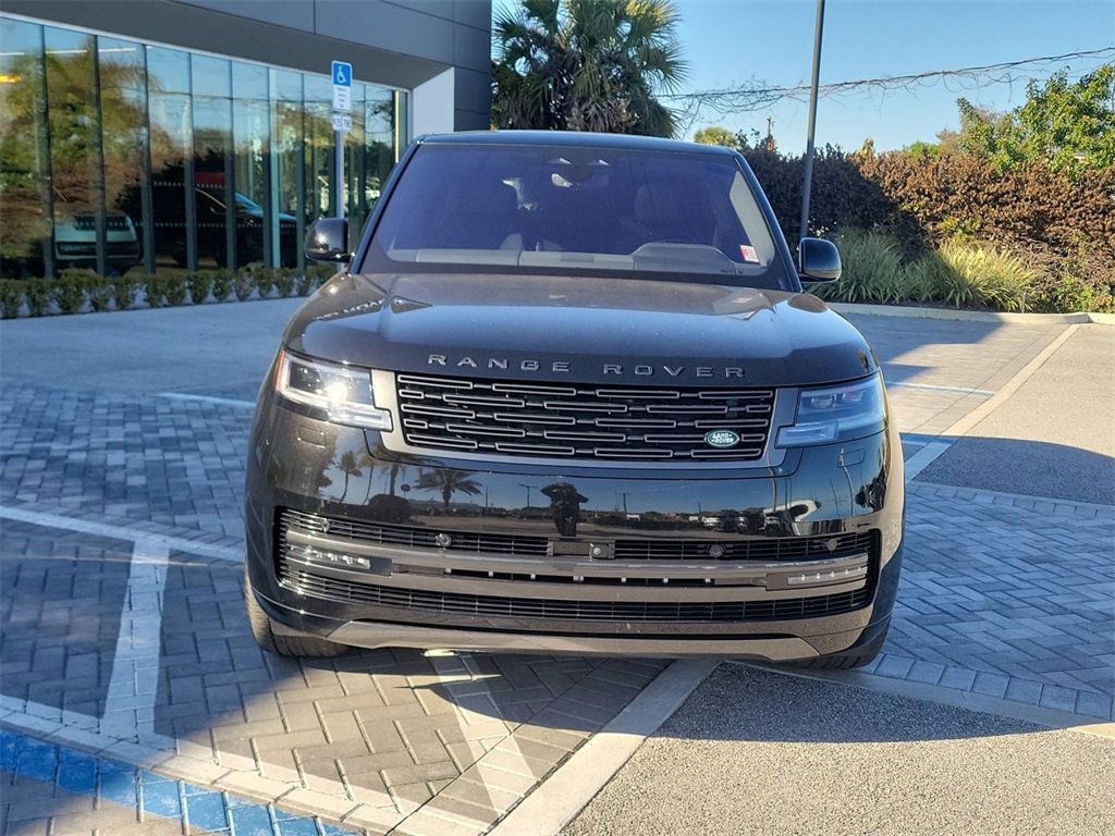 Used 2023 Land Rover Range Rover SE image 8