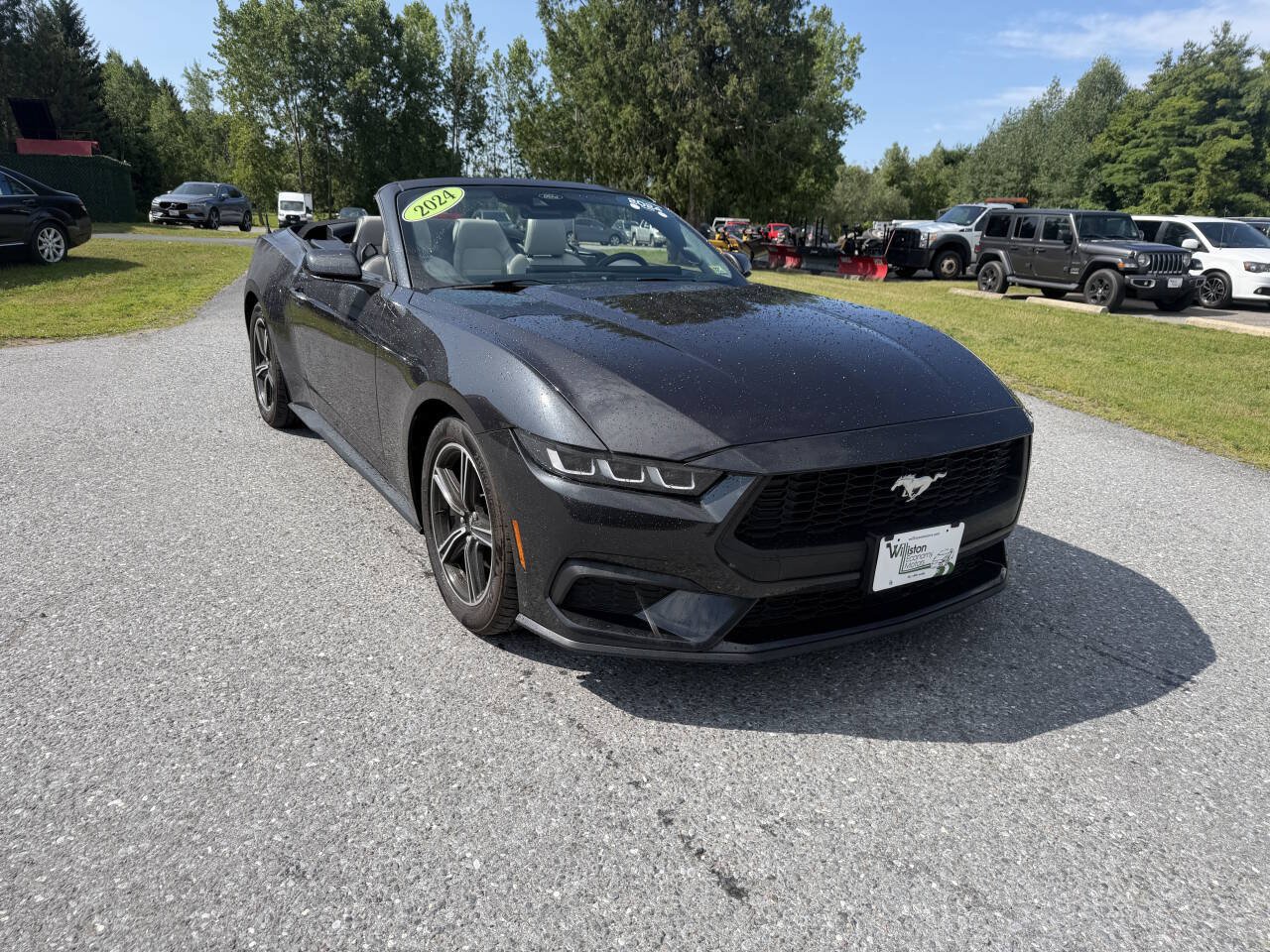 Used 2024 Ford Mustang Premium RWD image 7