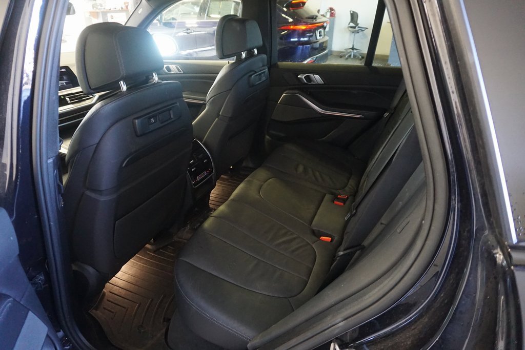 Used 2019 BMW X5 xDrive50i w/ M Sport Package image 25