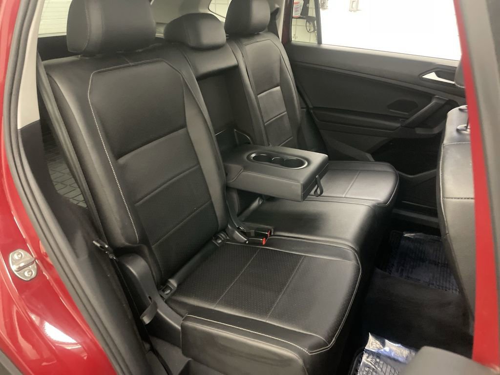 Used 2019 Volkswagen Tiguan SE w/ Panoramic Sunroof Package AWD/4WD image 20