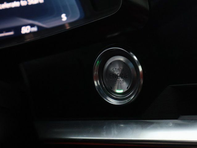 Used 2021 Chevrolet Corvette Stingray Premium Cpe w/ Z51 Performance Package image 28