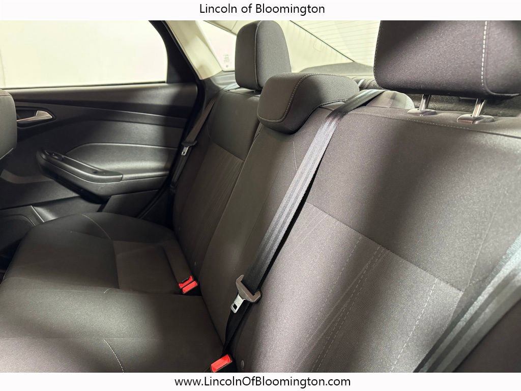 Used 2018 Ford Focus SE w/ Cold Weather Package image 49