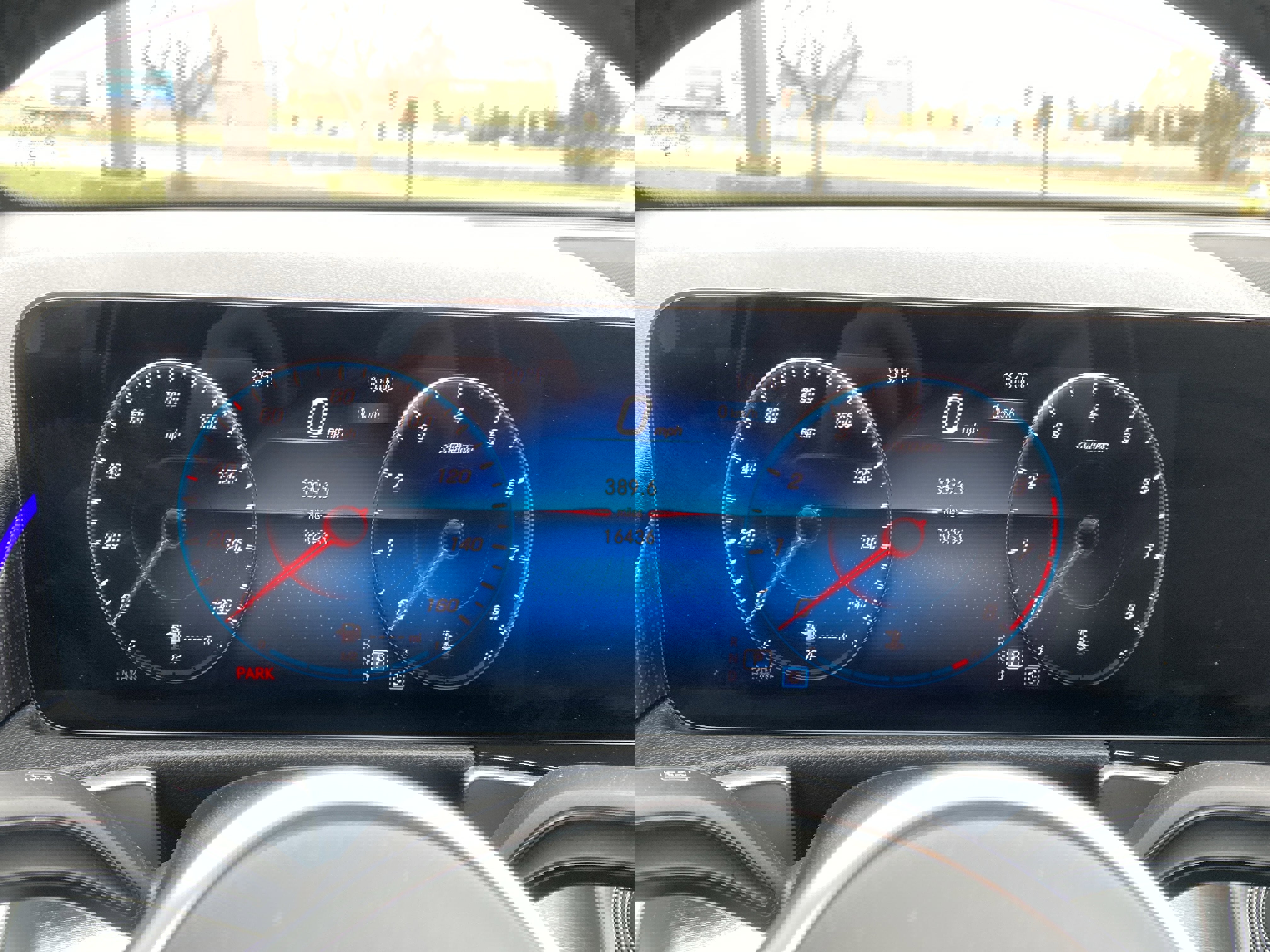 Used 2023 Mercedes-Benz GLB 250 4MATIC image 16