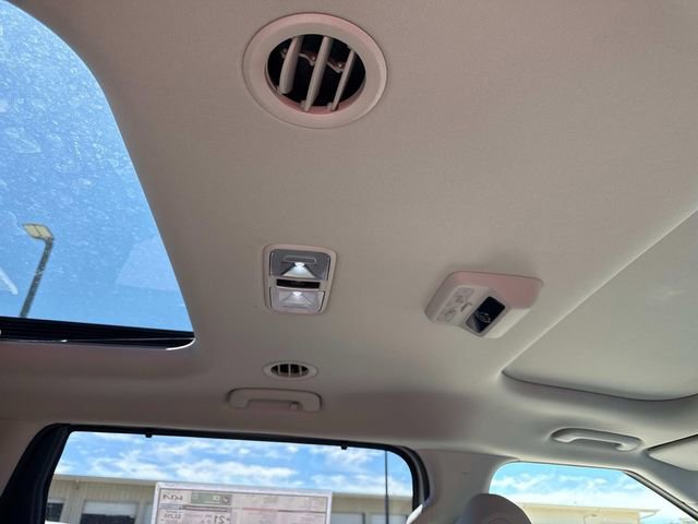 New 2026 Kia Carnival SX w/ SX Dark Edition Package image 15