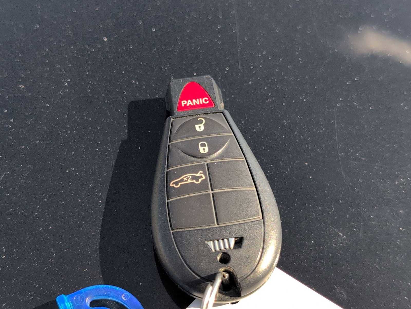 Used 2015 Dodge Dart SXT image 31