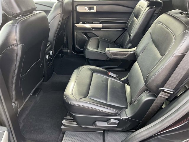 Used 2022 Ford Explorer Limited w/ Equipment Group 301A image 26