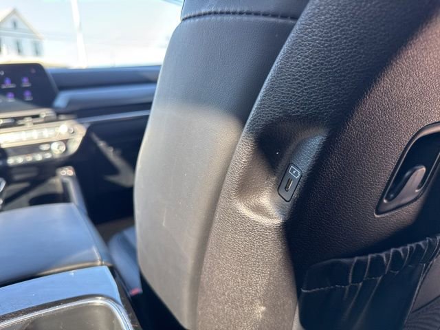 Used 2025 Kia Telluride S image 40