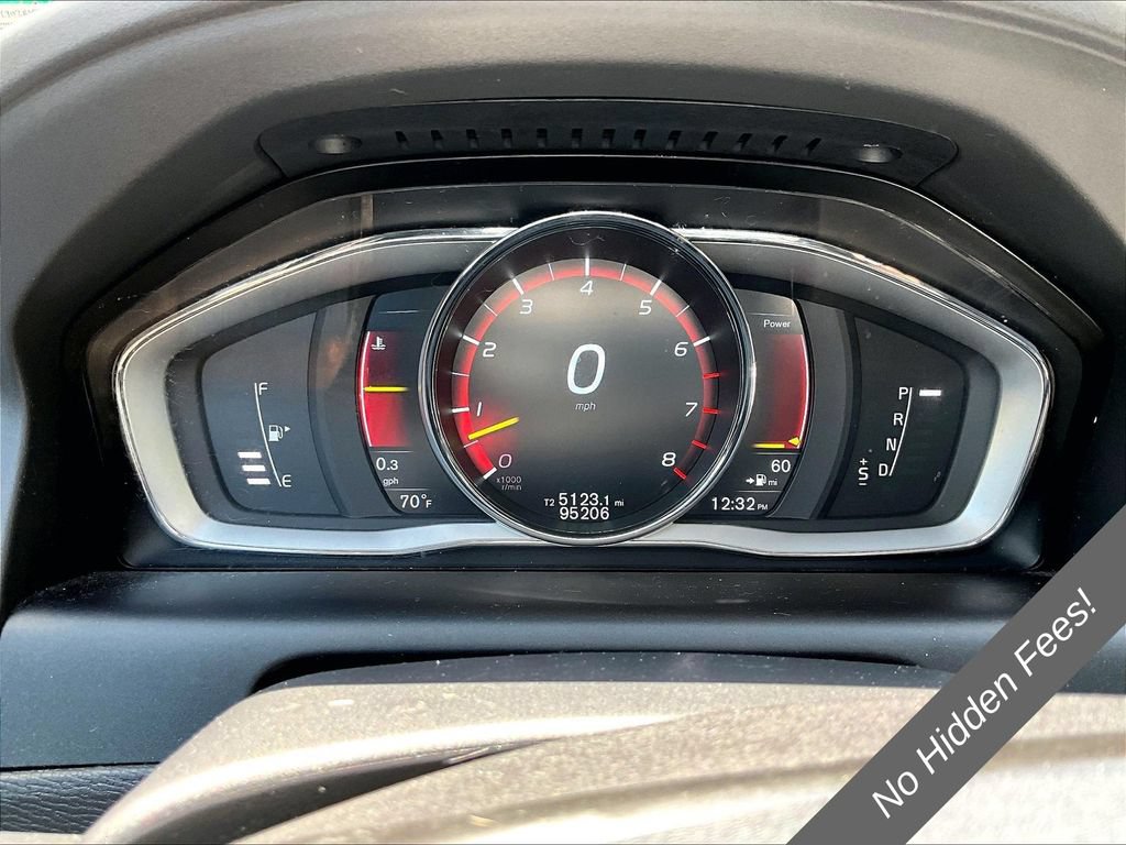 Used 2015 Volvo XC60 T6 w/ Proximity Package AWD/4WD image 18