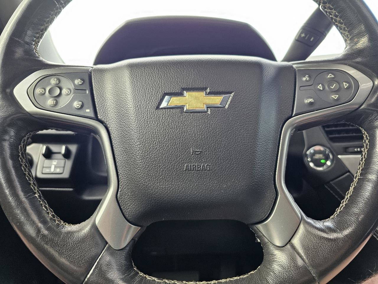 Used 2018 Chevrolet Tahoe Premier w/ RST 6.2L Performance Edition AWD/4WD image 12