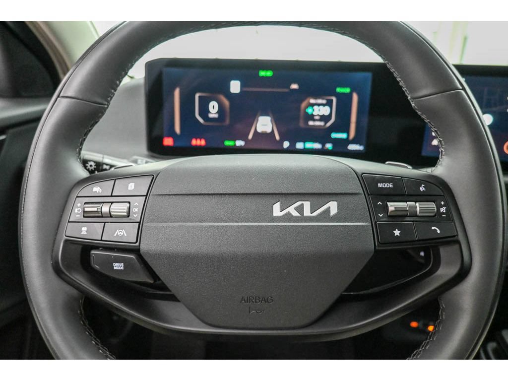 Certified 2025 Kia EV6 Light w/ Light LR Technology Package AWD/4WD image 21