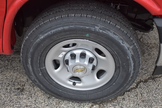 New 2026 Chevrolet Express 3500 w/ Power Convenience Package RWD image 12