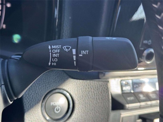 Used 2025 Toyota Camry SE image 23