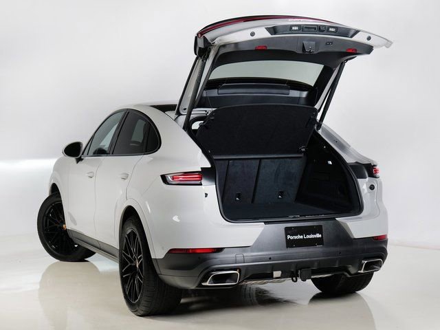 Certified 2026 Porsche Cayenne Coupe AWD/4WD image 34