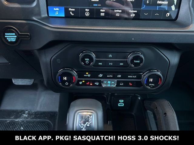 New 2025 Ford Bronco Badlands w/ Sasquatch Package AWD/4WD image 17