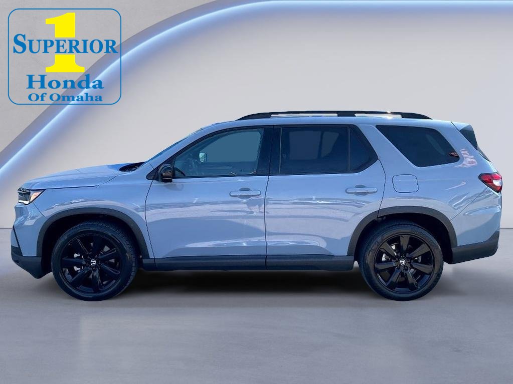 Certified 2025 Honda Pilot Black Edition image 1