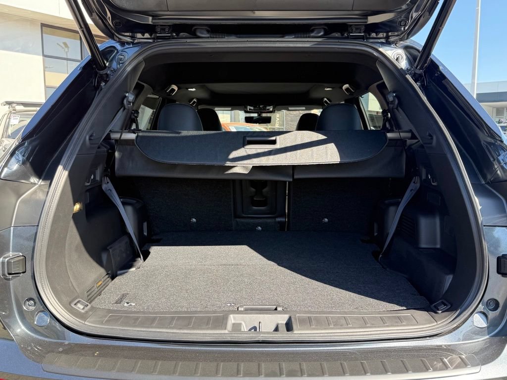 New 2026 Mitsubishi Outlander SEL Black Edition FWD image 9