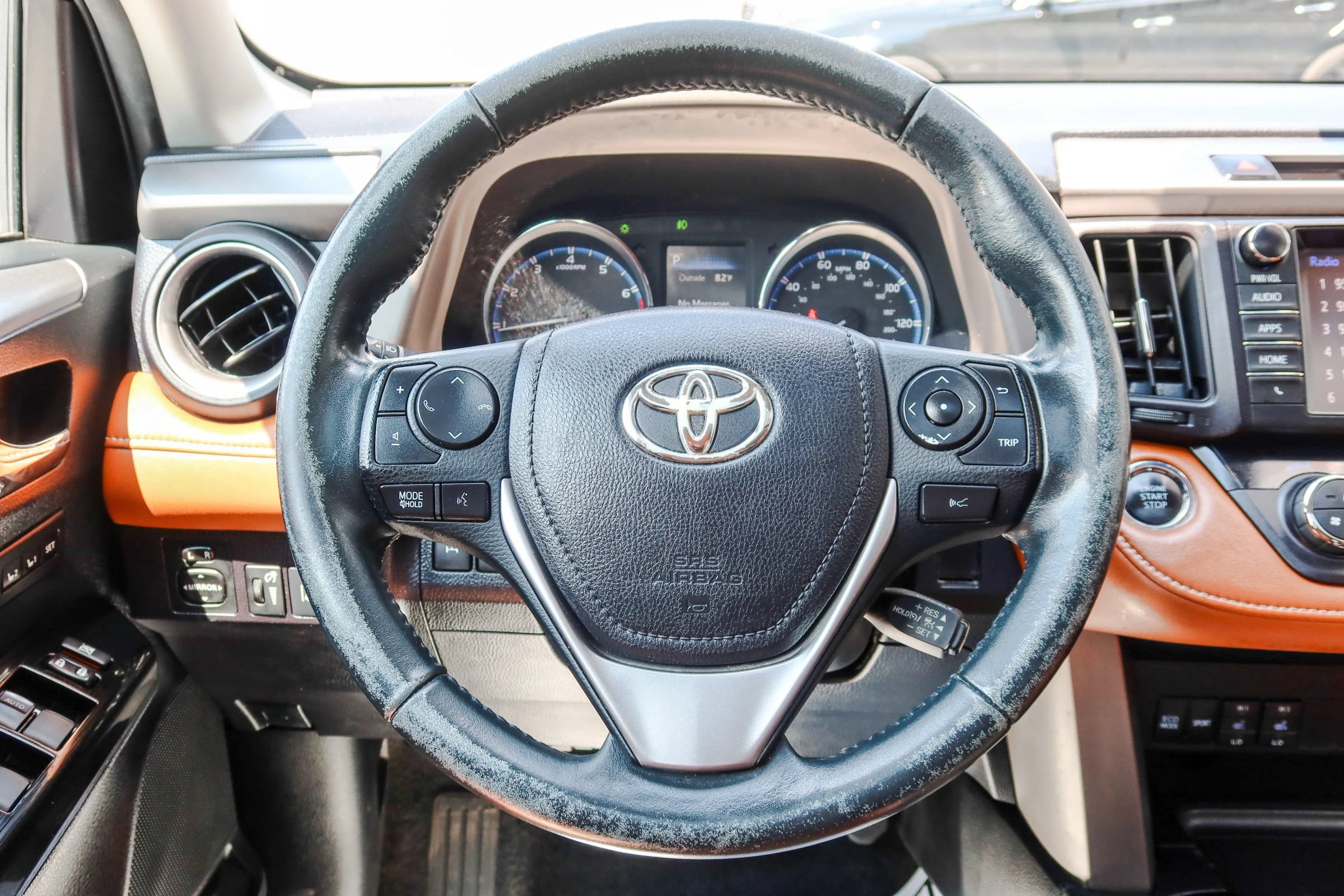 Used 2015 Toyota RAV4 Limited AWD/4WD image 14