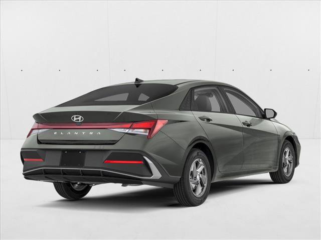 New 2025 Hyundai Elantra SE image 2