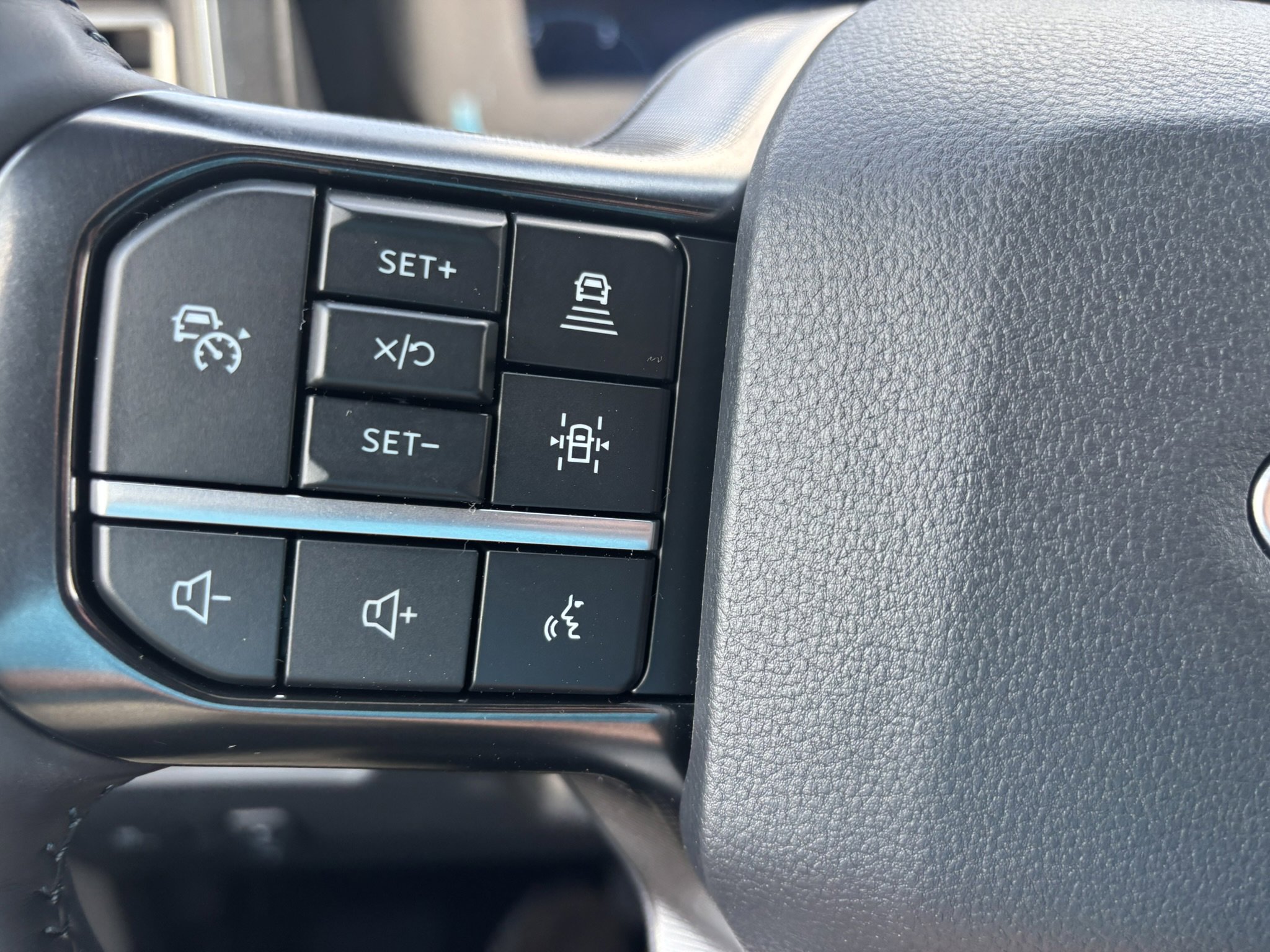New 2025 Ford F250 4x4 Crew Cab Super Duty image 27
