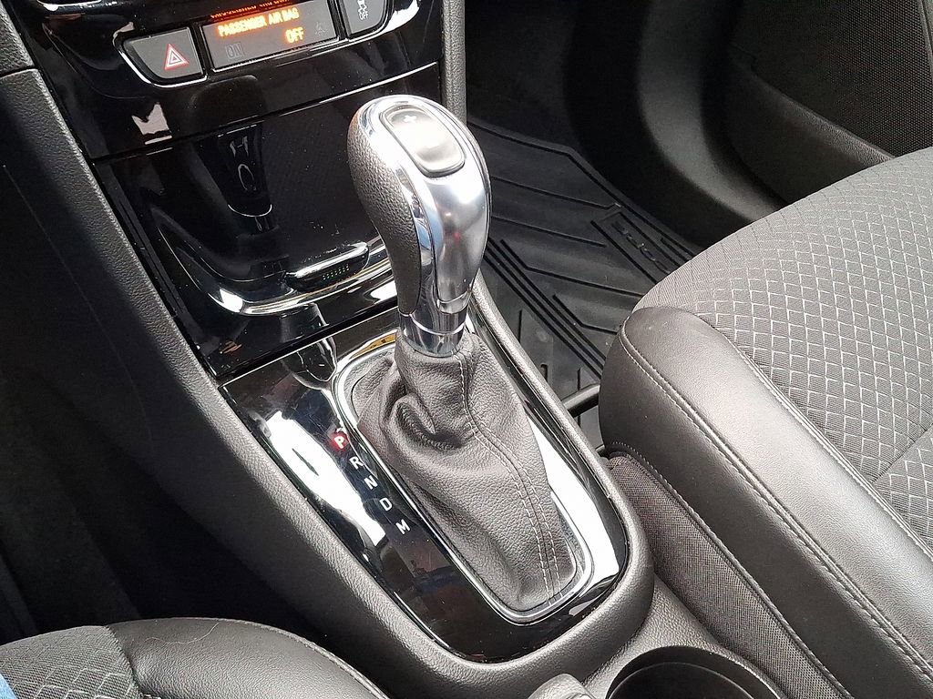 Used 2022 Buick Encore Preferred w/ Safety Package image 18