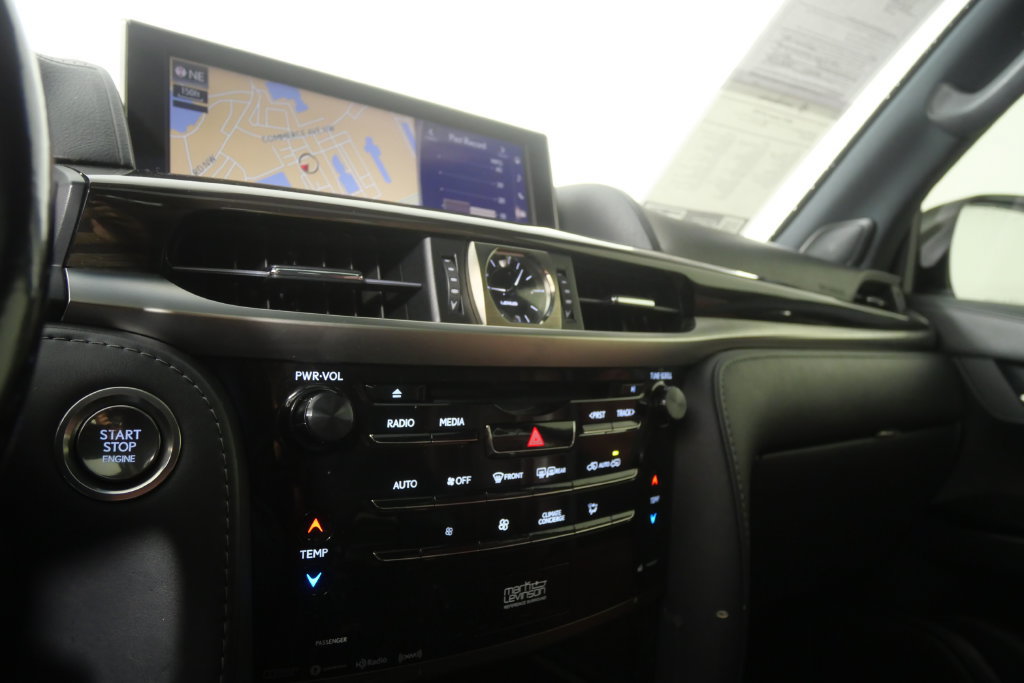 Used 2021 Lexus LX 570 4WD w/ Sport Package image 25
