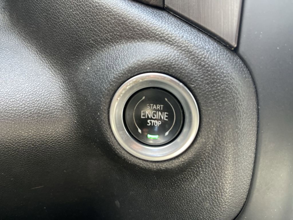 Certified 2021 GMC Sierra 1500 AT4 w/ AT4 Value Package AWD/4WD image 16