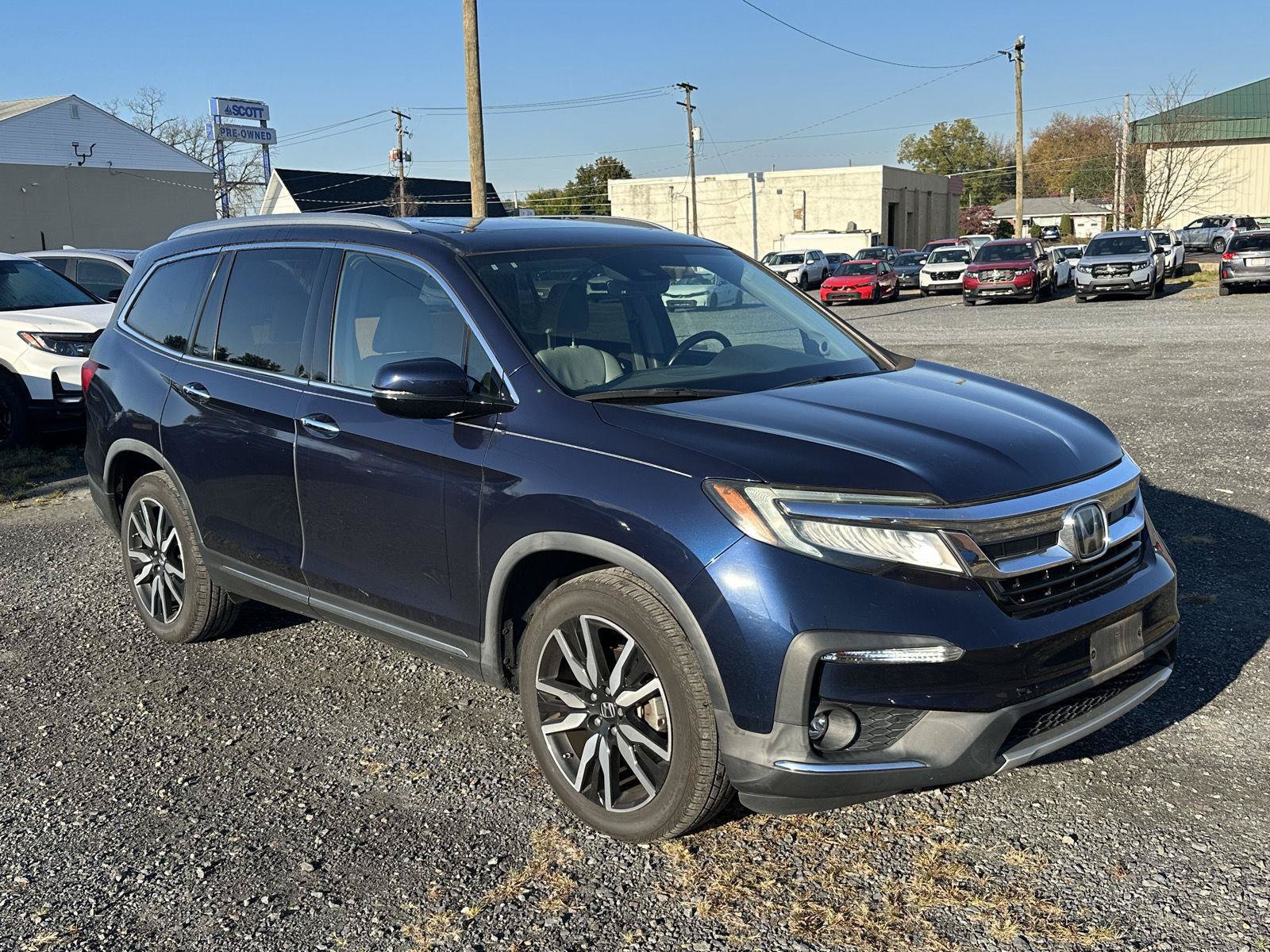 Used 2019 Honda Pilot Touring image 2
